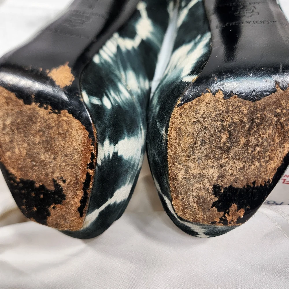 Claudia Ciuti Leather Blue & White Tie Dye Peep Toe Platform Heels Size 6M